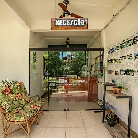 Pousada Cantinho do Sossego Paraty tem Piscina com Vista pra Montanha, Salão de Jogos, Café da Manhã, Estacionamento, Gerador de Energia, Próximo as principais Praias, Ilhas e Cachoeiras-2